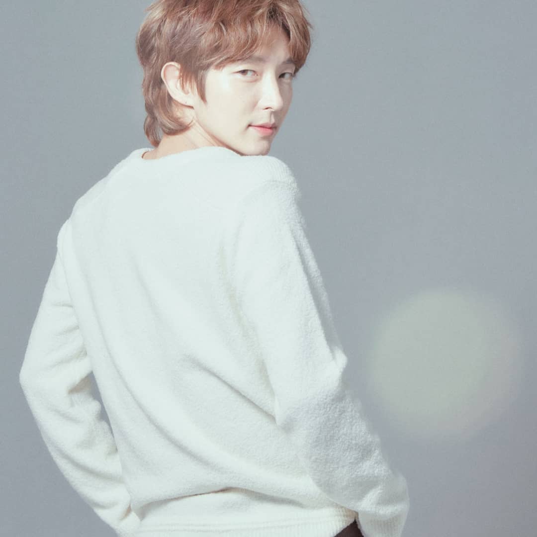 Latest photo of Lee Joongi