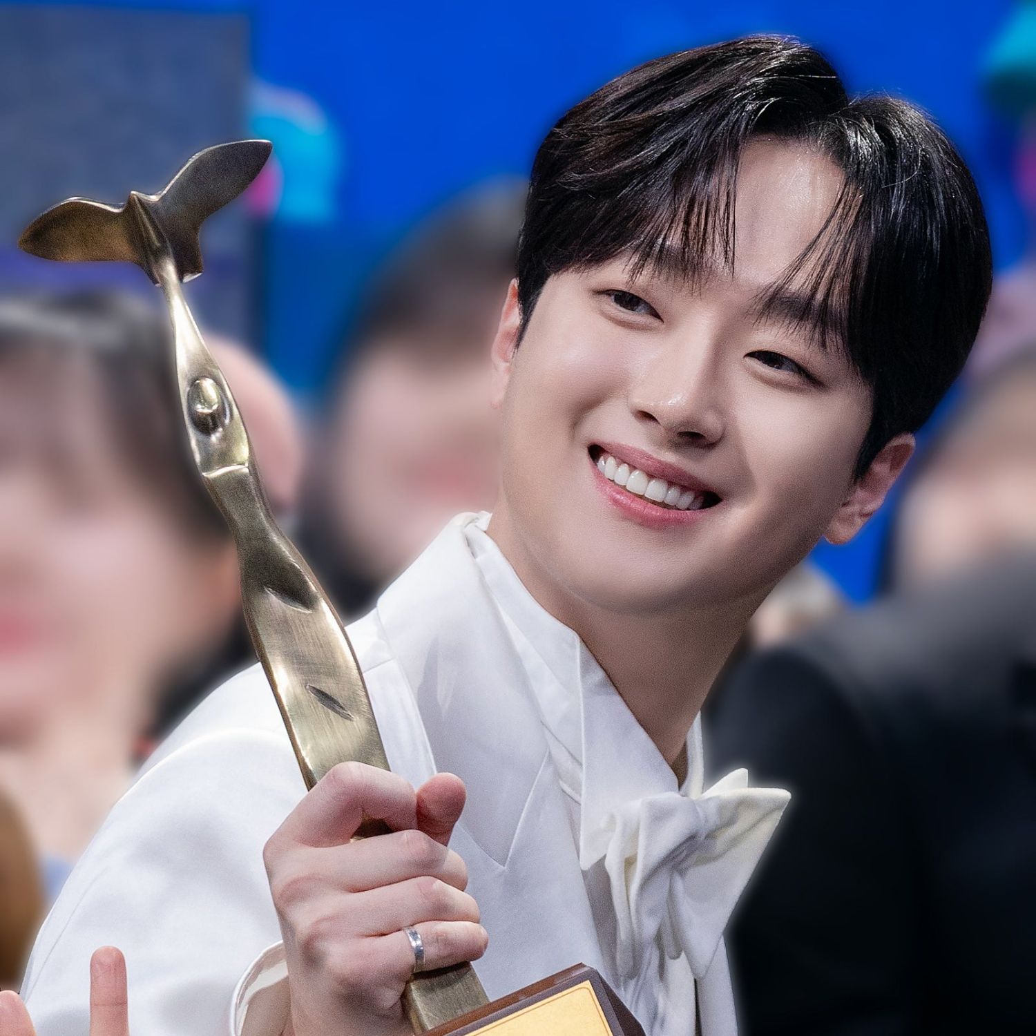 李灿元的近期活动照