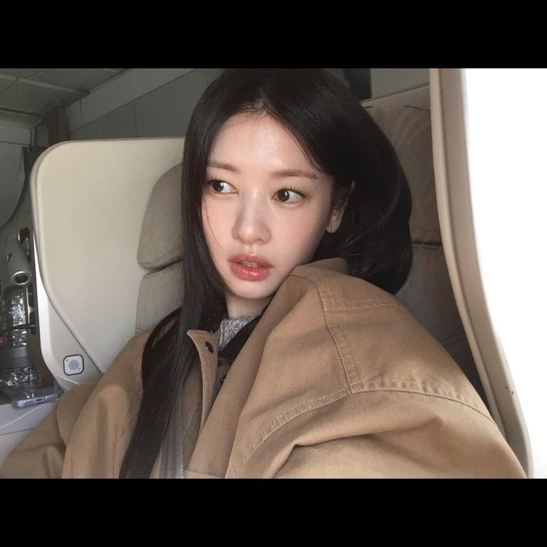 Behind-the-scenes cut of Jung Somin