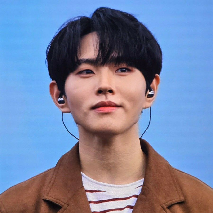 Latest photo of Lee Byeongchan