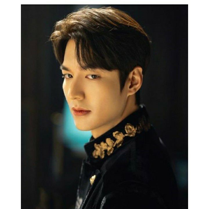 Recent activity shot of Lee Minho