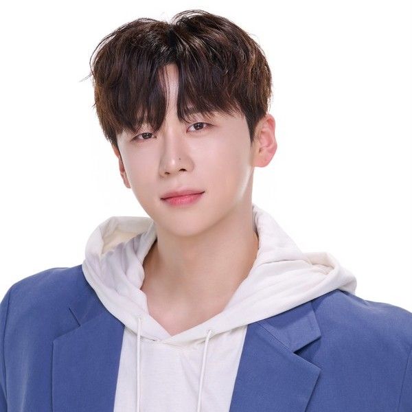 Behind-the-scenes cut of Namgung Jin