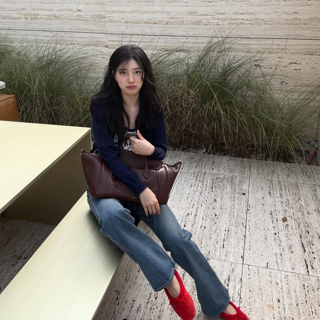 Latest photo of Bae Suzy