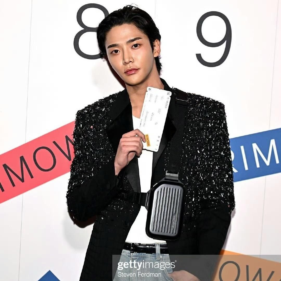 Latest photo of Rowoon