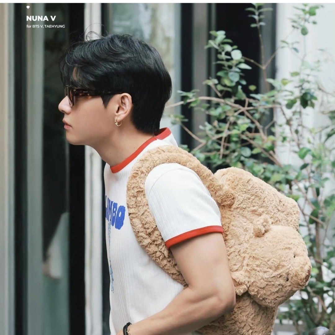 Latest photo of Kim Taehyung (V)