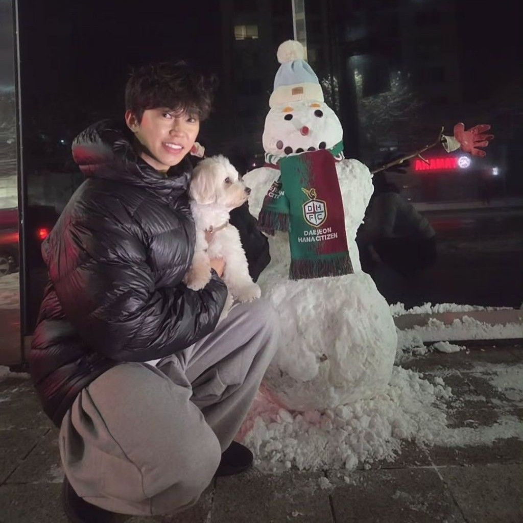 Cuplikan di balik layar dari Lim Youngwoong