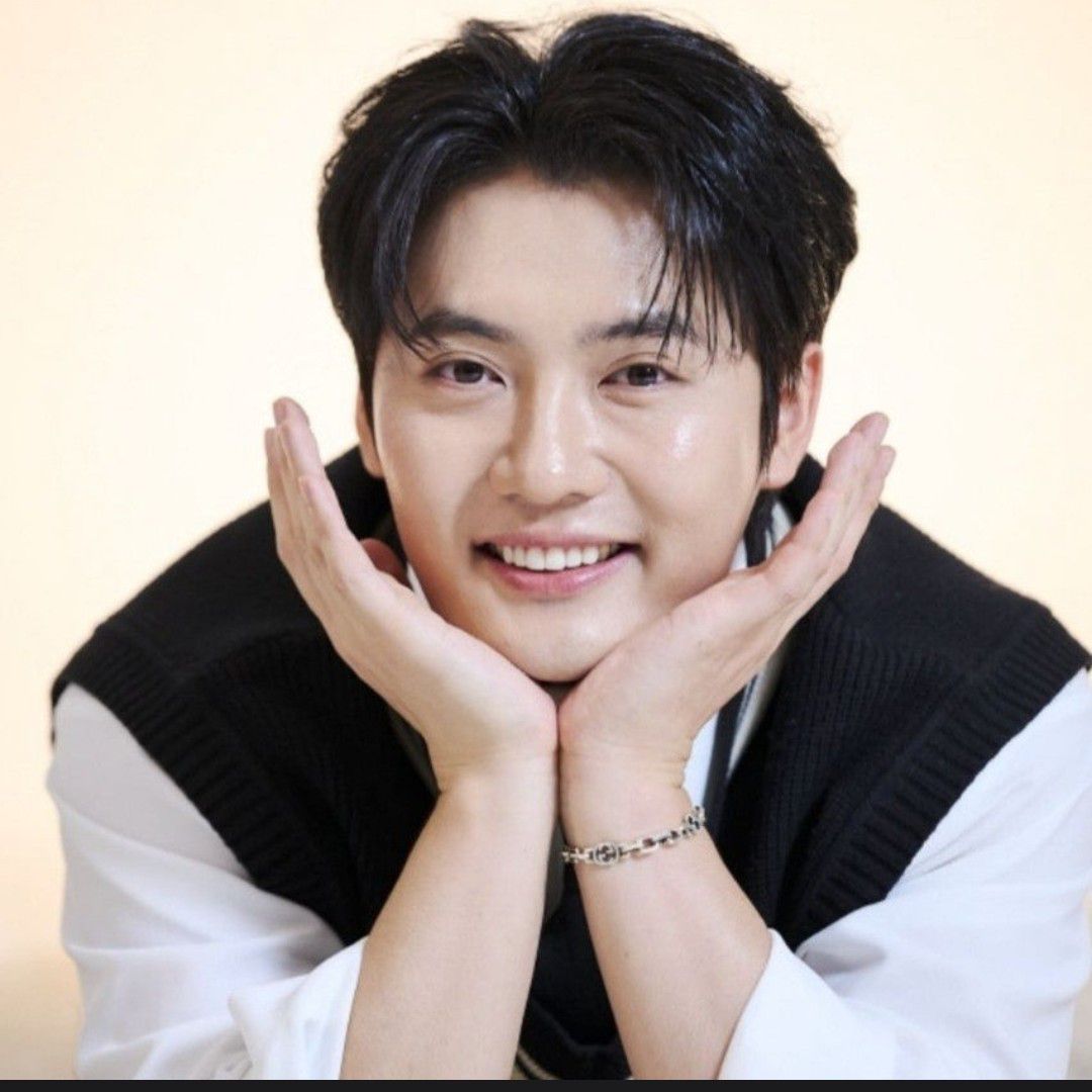 Latest photo of Son Binah