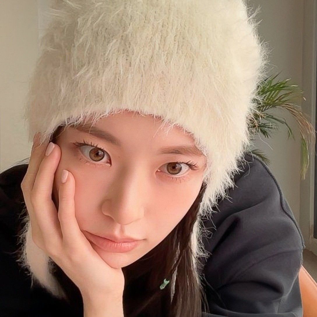 Behind-the-scenes cut of Gong Seungyeon