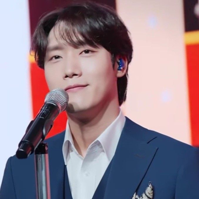 Latest photo of Choi Woojin