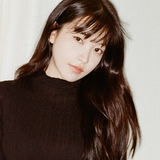 A moment captured by a fan of Yeri (1999)