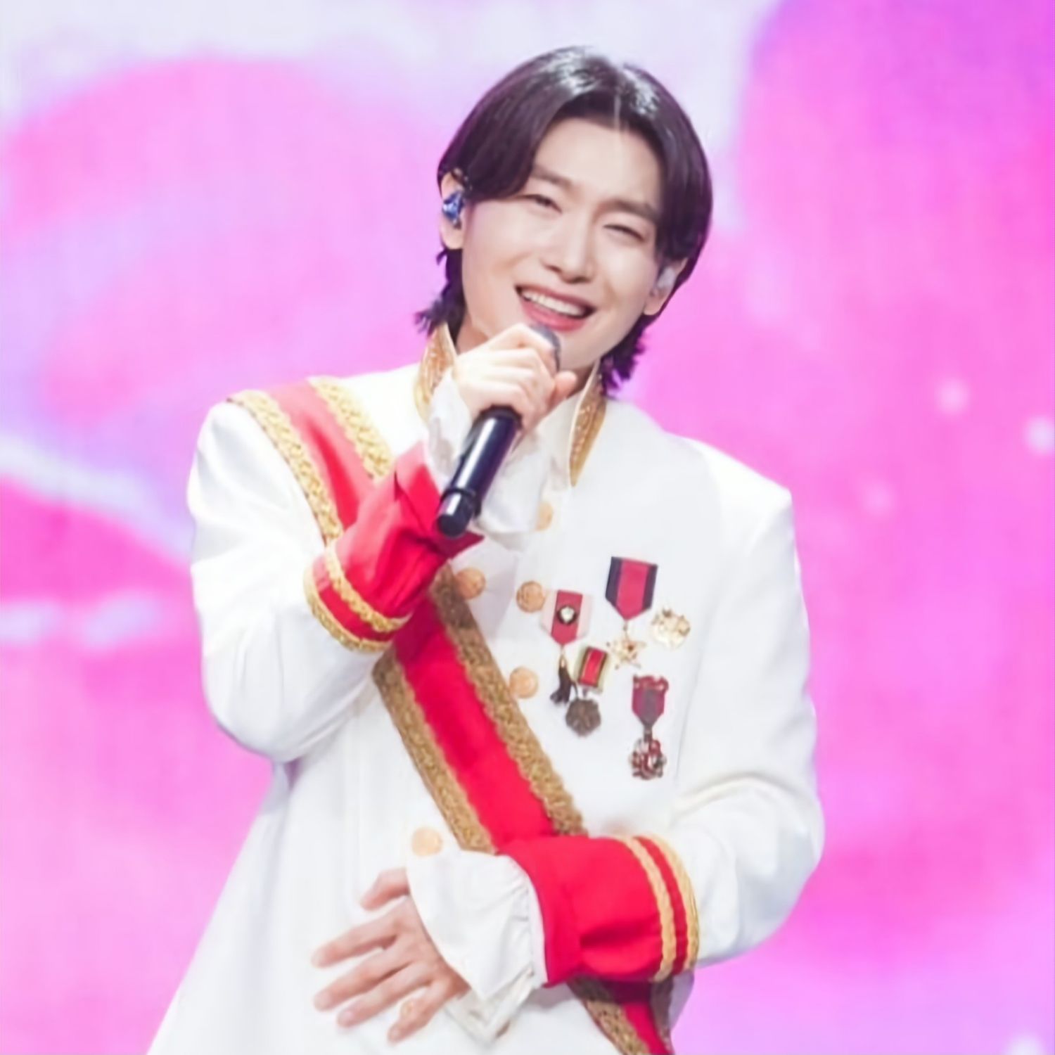 A moment captured by a fan of Kim Yongbin