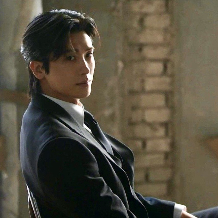 Latest photo of Park Hyungsik