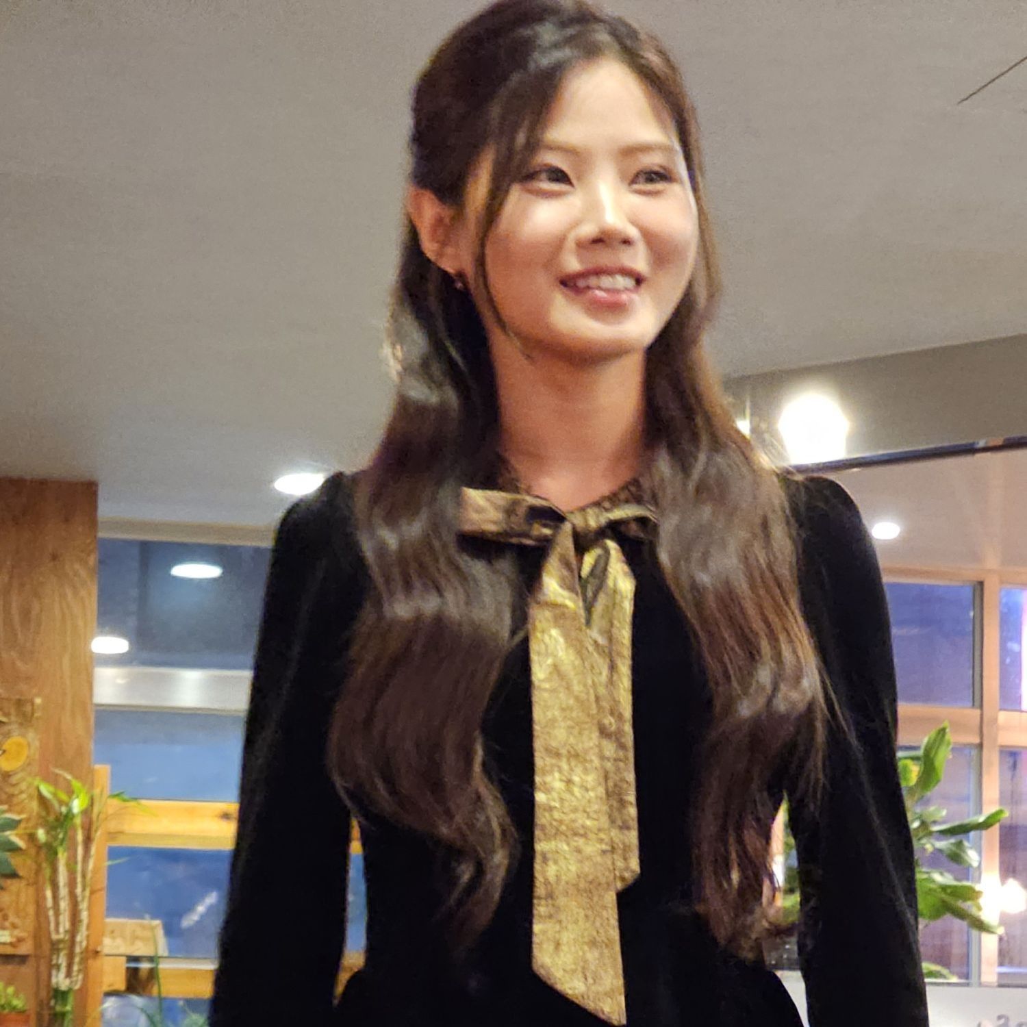 A moment captured by a fan of Bae Ahyeon