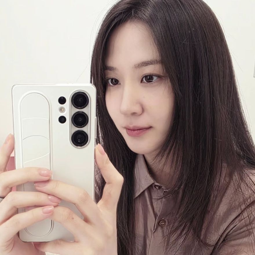 Recent activity shot of Park Eunbin