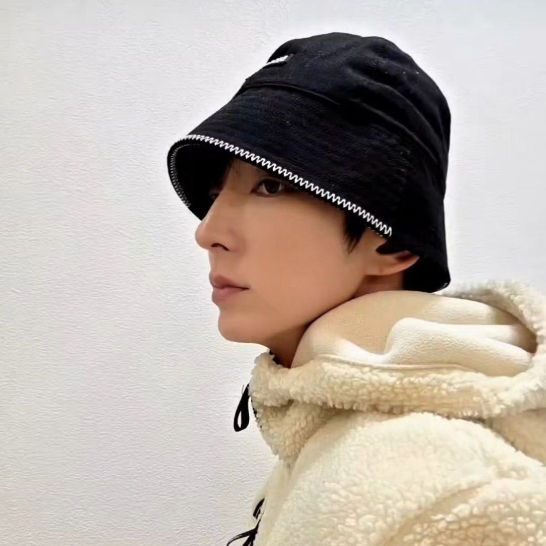 A moment captured by a fan of Lee Joongi