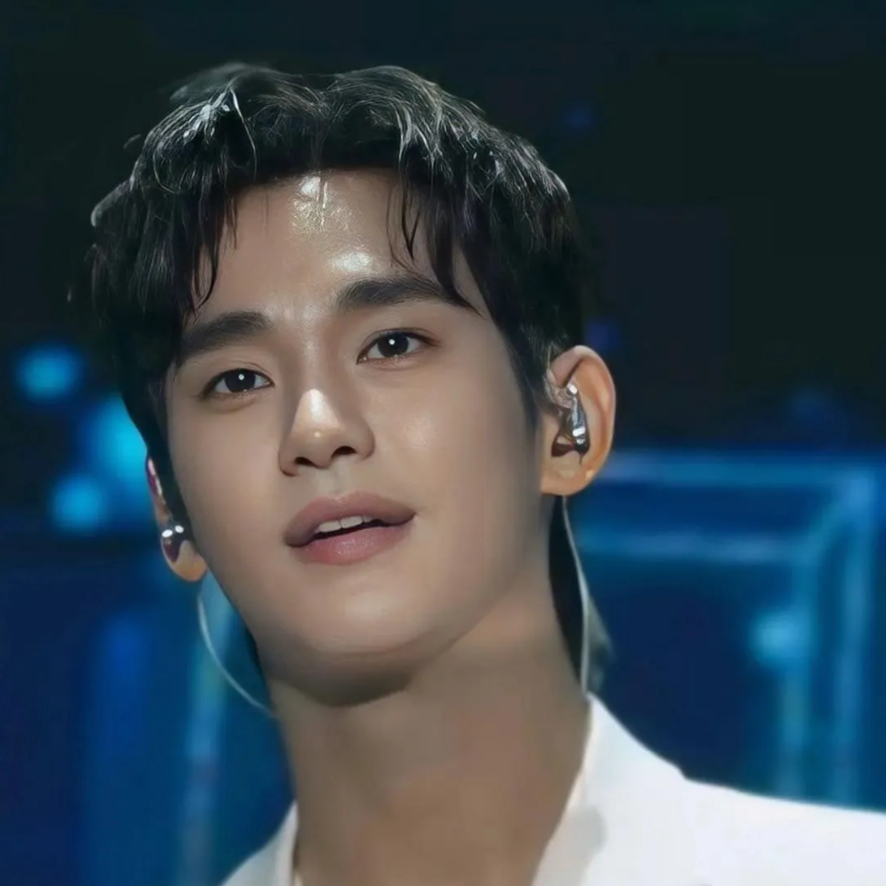 Latest photo of Kim Soohyun