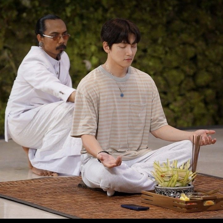 Behind-the-scenes cut of Ji Changwook