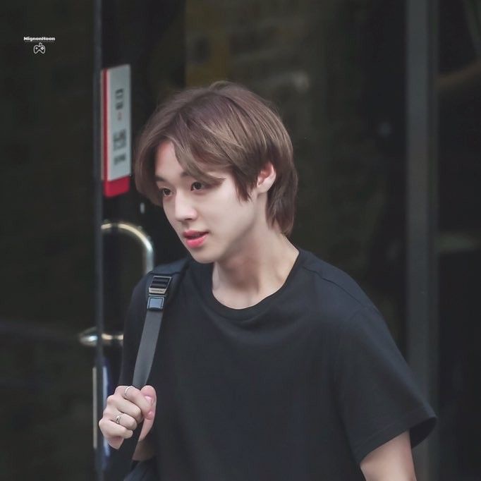 Recent activity shot of Park Jihoon