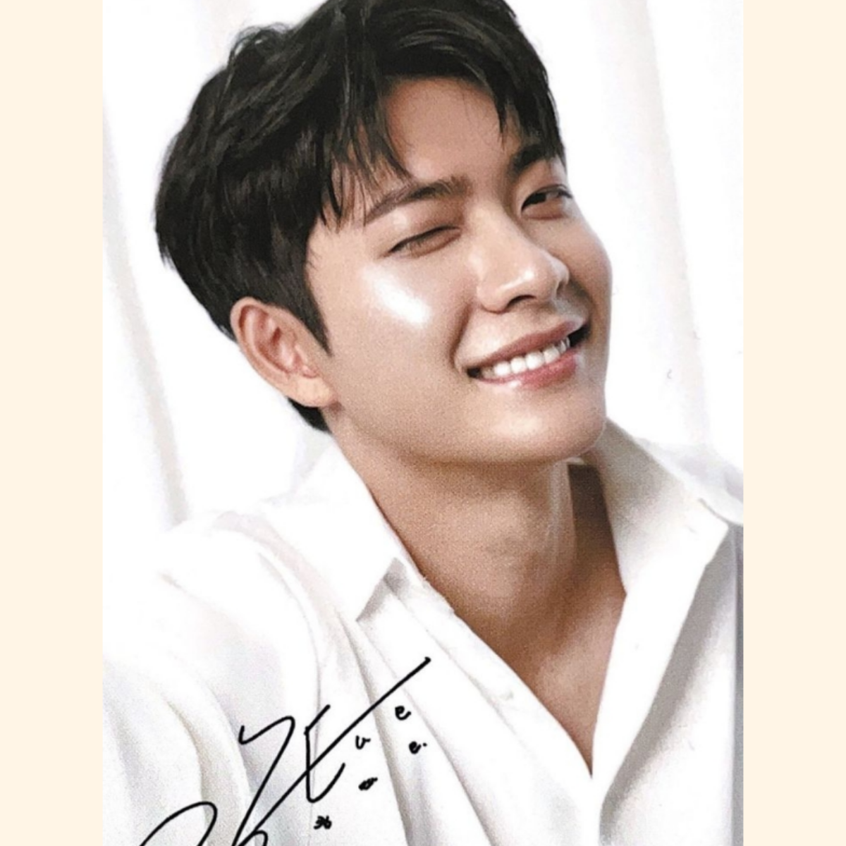 A moment captured by a fan of Kang Taeoh