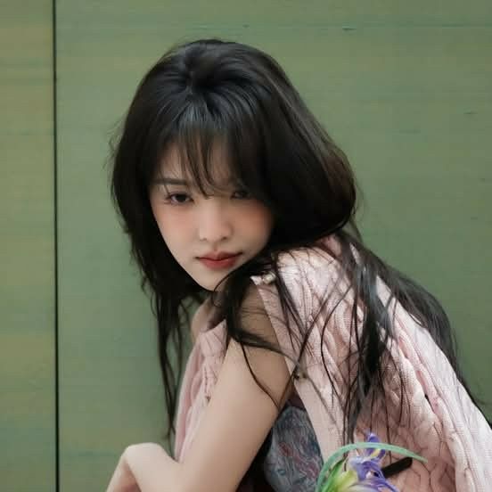 Behind-the-scenes cut of Zhang Ruonan