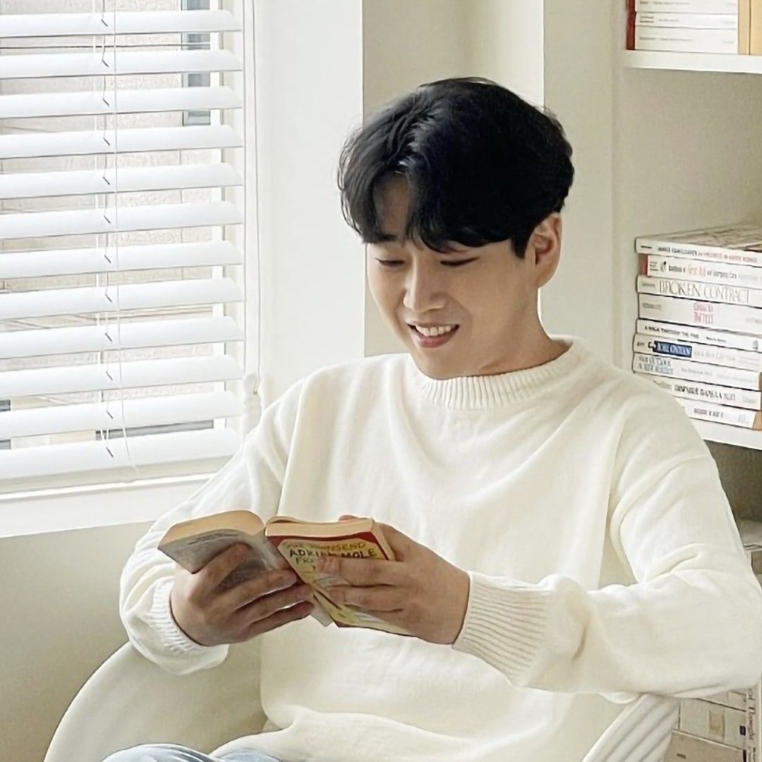 Latest photo of Hwang Youngwoong