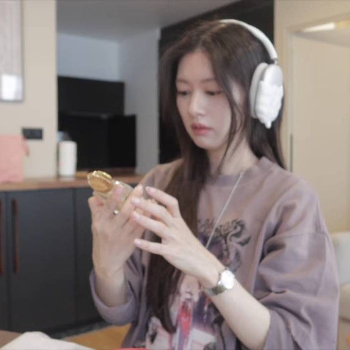 A moment captured by a fan of Jung Somin