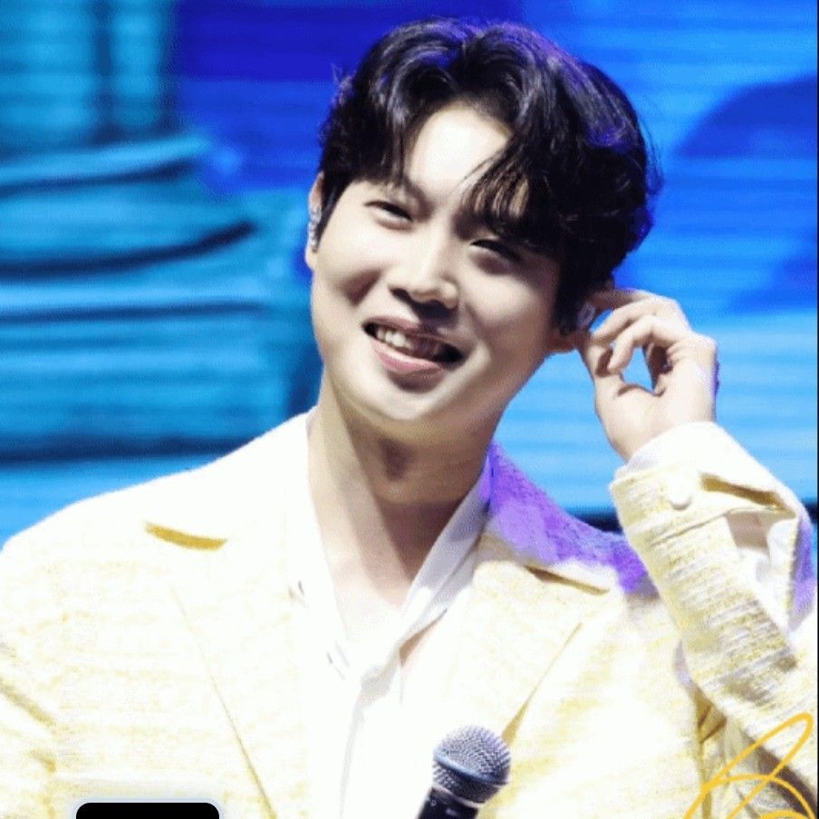 Behind-the-scenes cut of Son Taejin