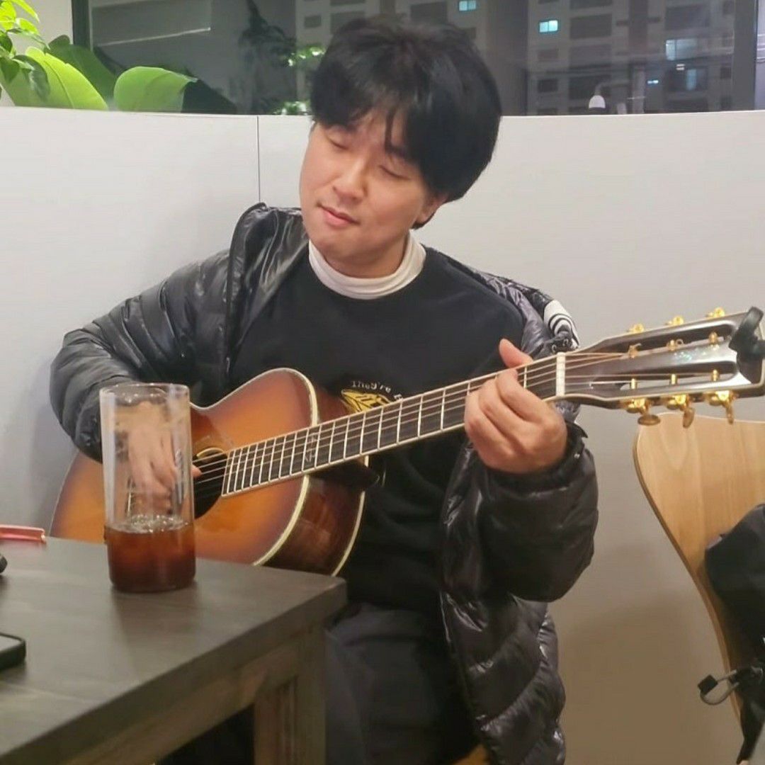 Behind-the-scenes cut of Bak Changgeun