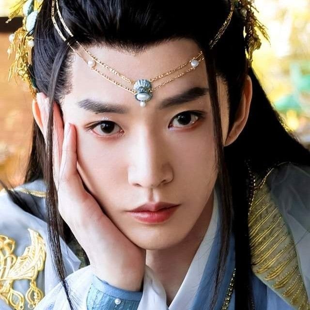 Behind-the-scenes cut of Deng Wei
