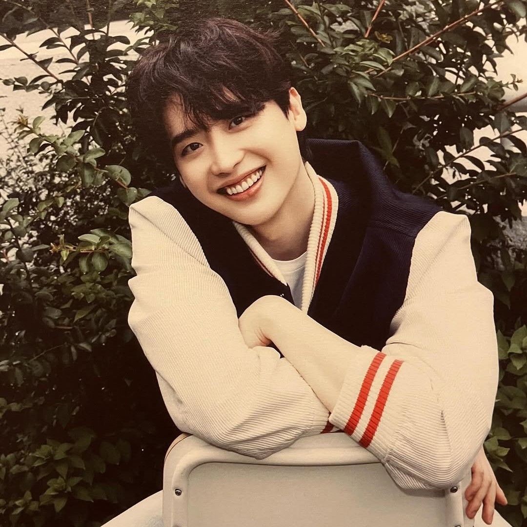 Recent activity shot of Lee Jongsuk