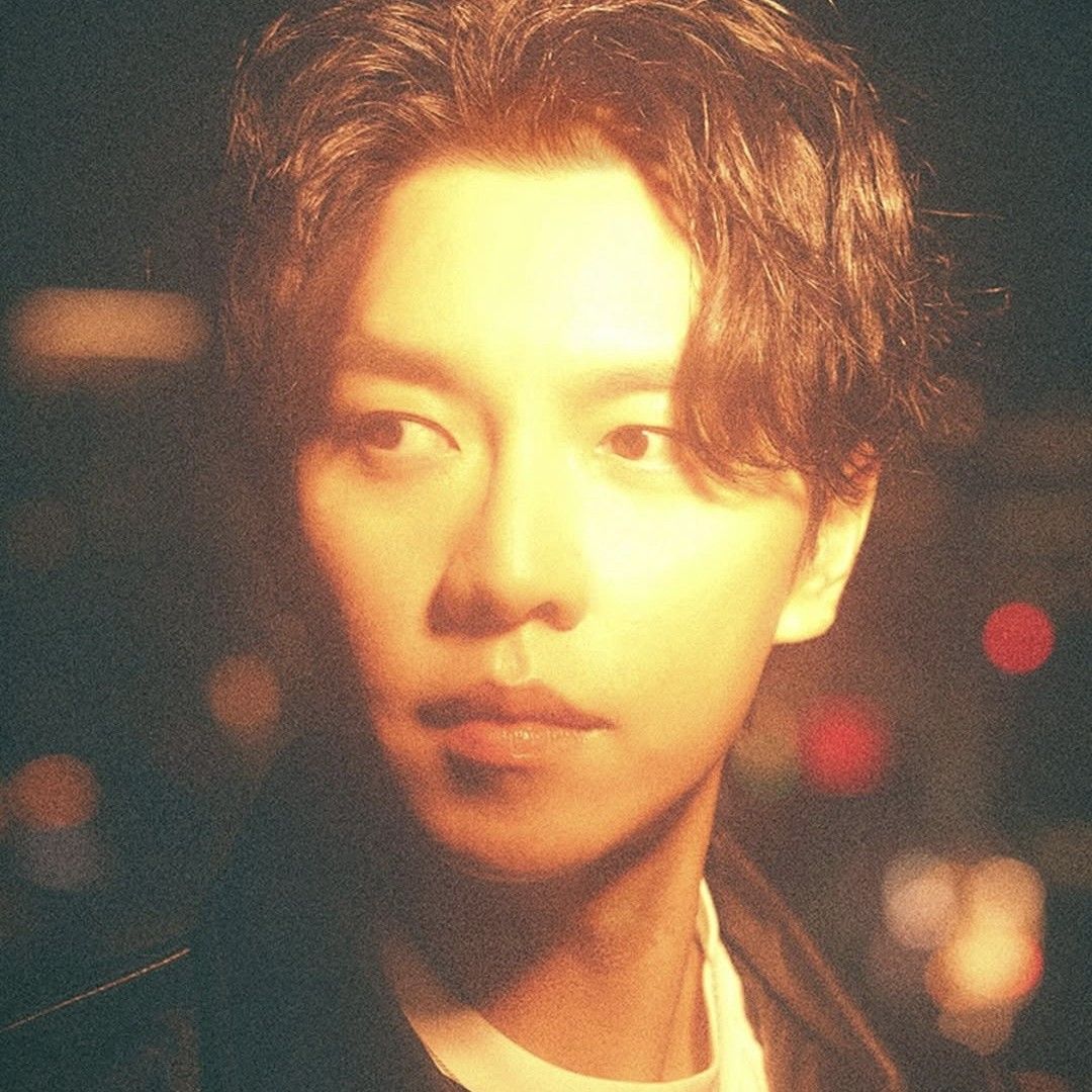 Cuplikan di balik layar dari Lee Seunggi