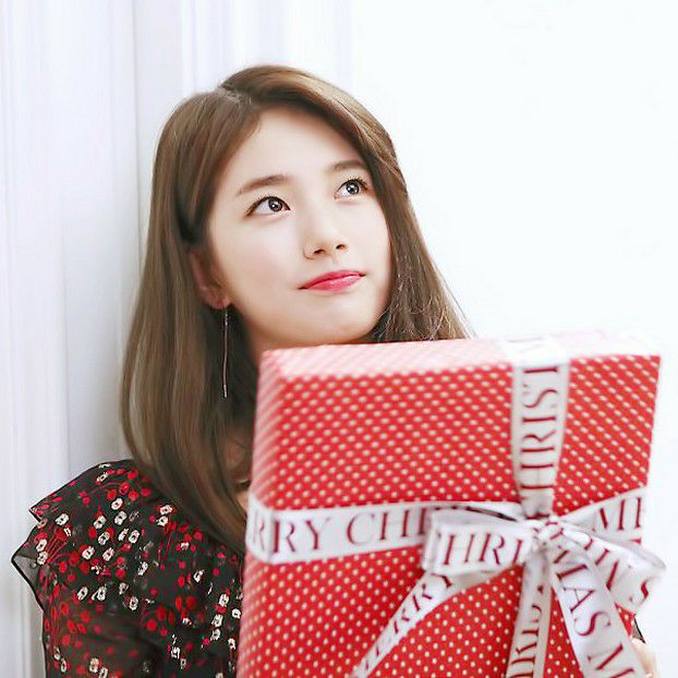 Latest photo of Bae Suzy