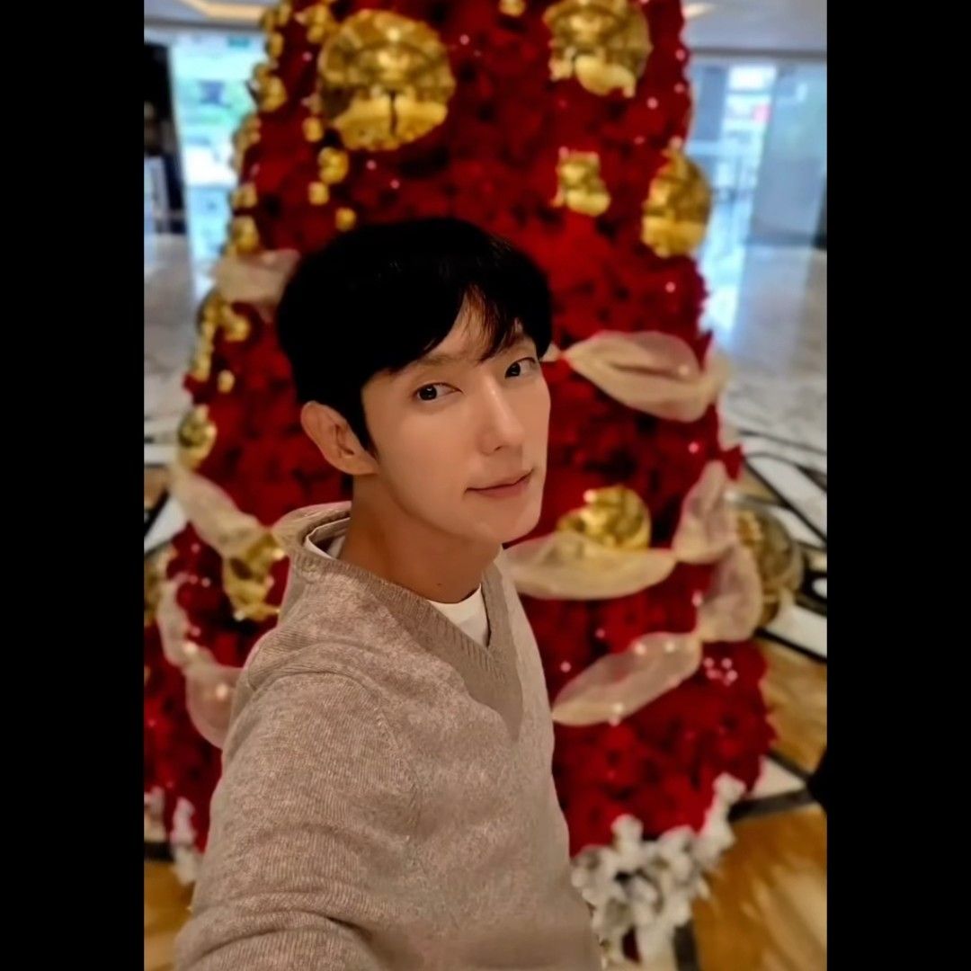 Behind-the-scenes cut of Lee Joongi