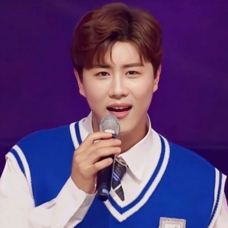 Recent activity shot of Jin Haesung