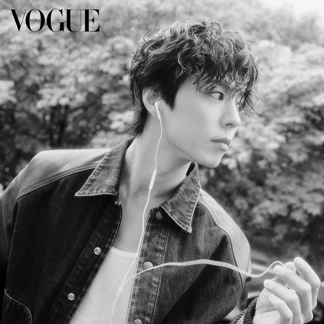 Recent activity shot of Park Bogum