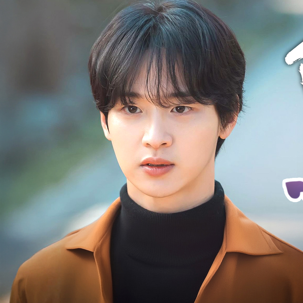 A moment captured by a fan of Jang Dongyoon