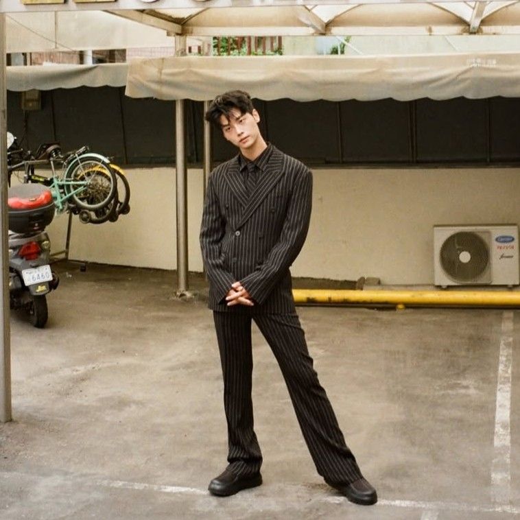 Latest photo of Cha Hakyeon (N)