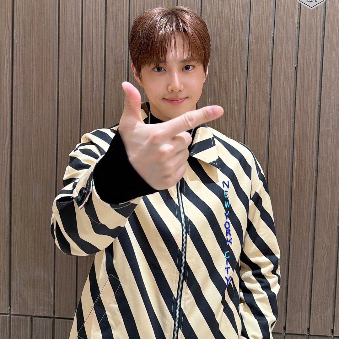 A moment captured by a fan of Suho