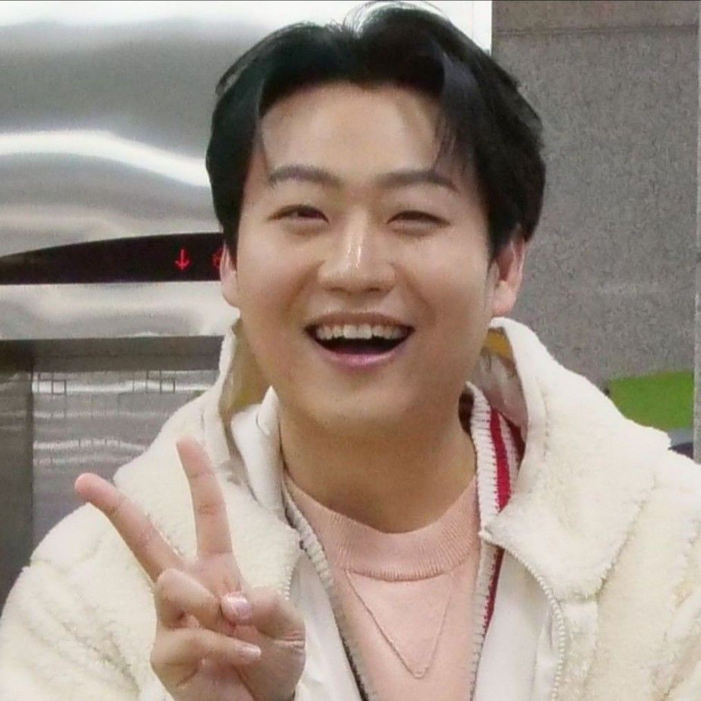 Recent activity shot of Min Soohyun