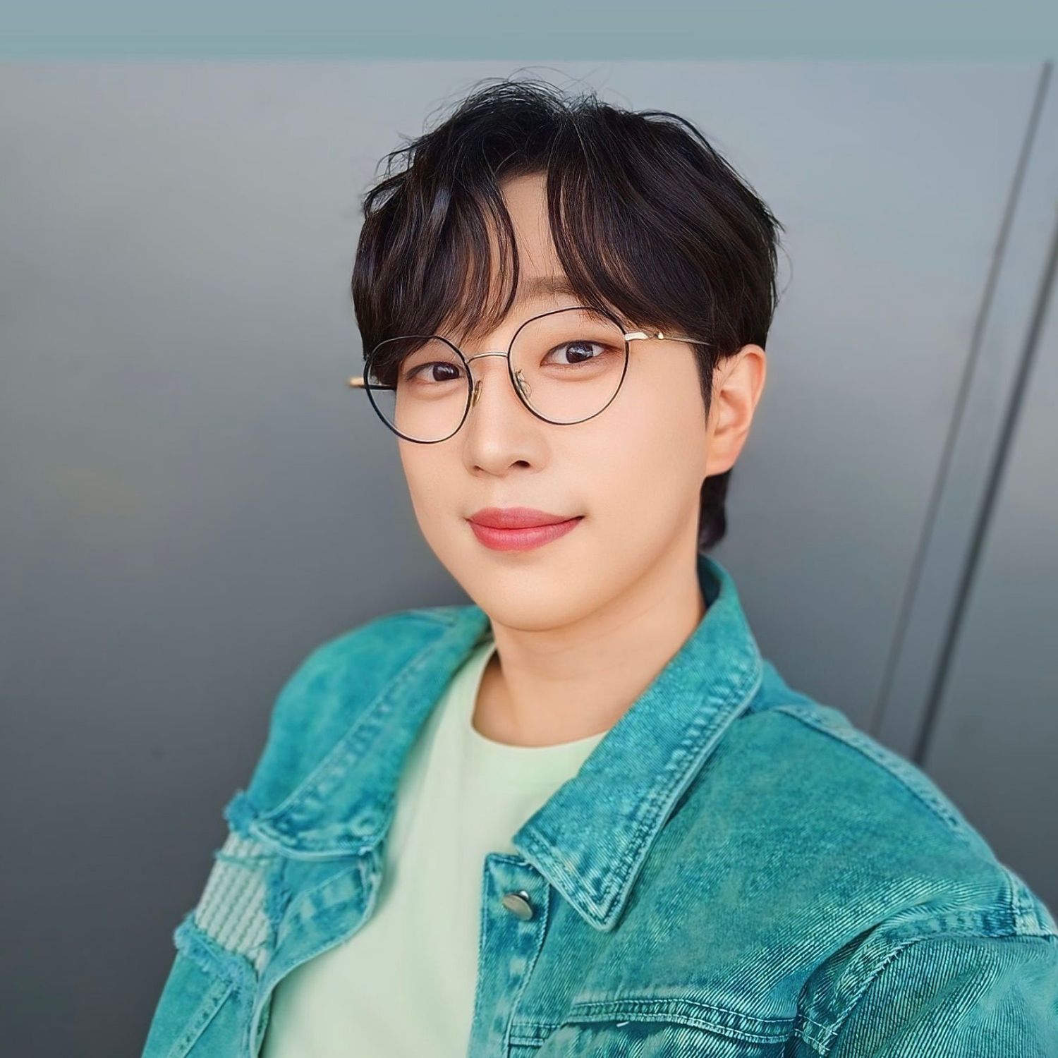 Recent activity shot of An Sunghoon