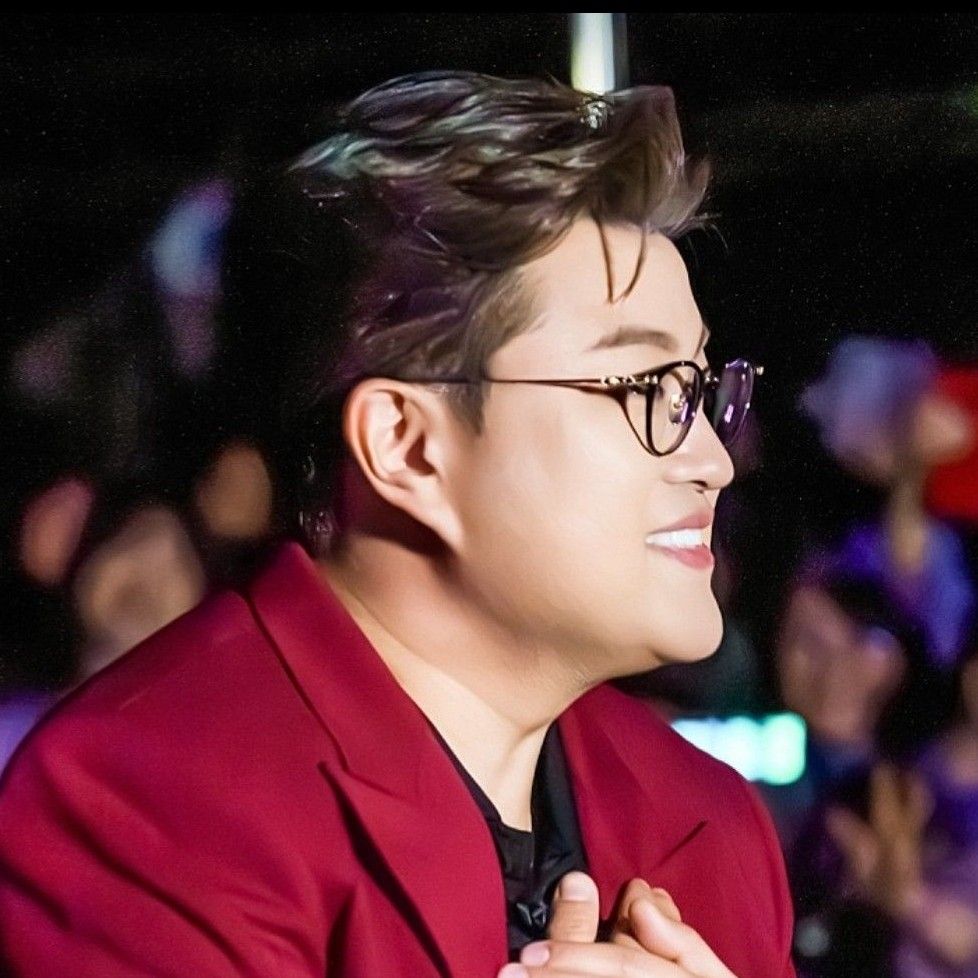 Foto kegiatan terbaru dari Kim Hojoong