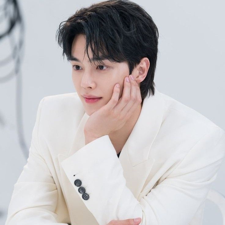 송강의 비하인드 컷