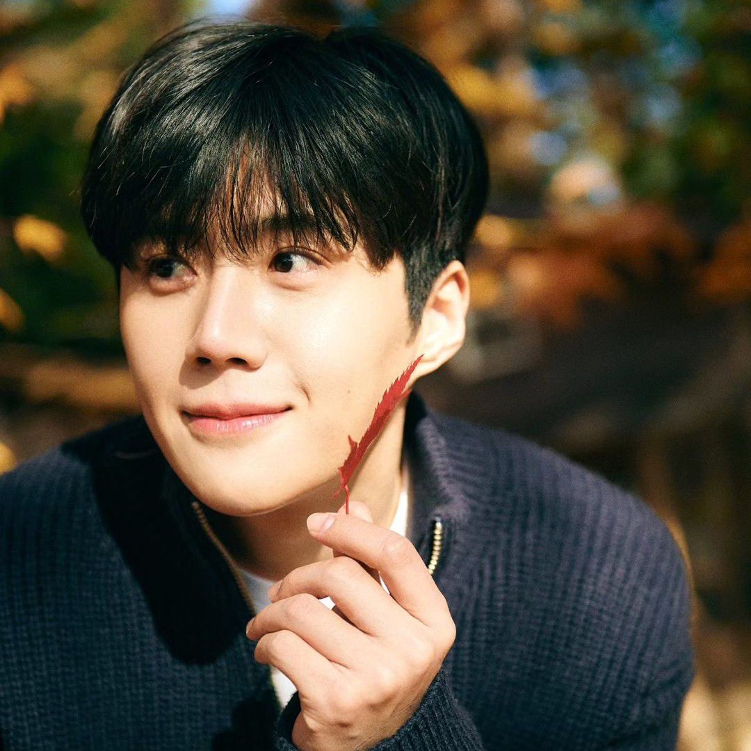 Behind-the-scenes cut of Kim Seonho