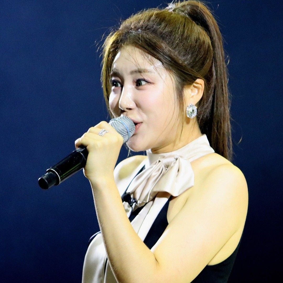 Foto kegiatan terbaru dari Kim Soyou