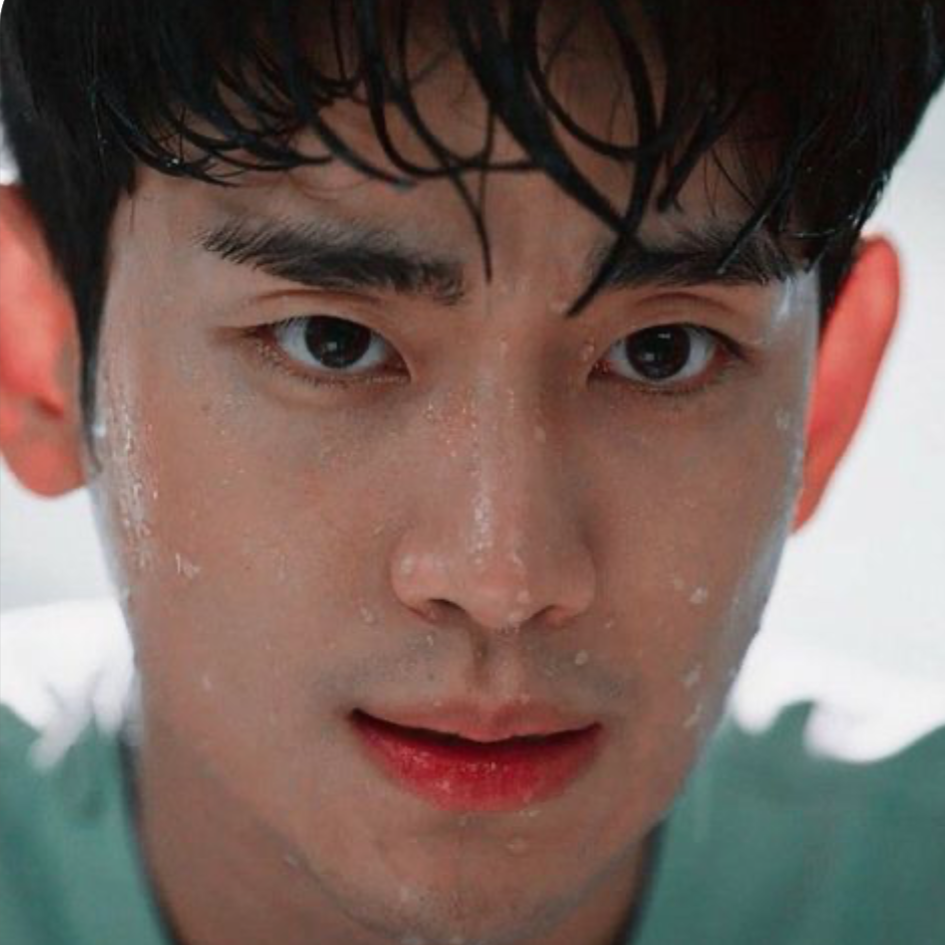 A moment captured by a fan of Kim Soohyun