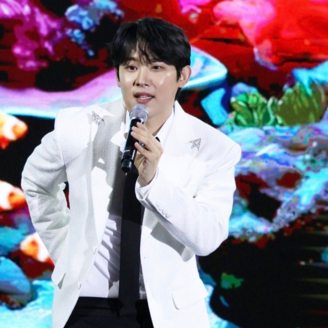 Latest photo of Jinuk