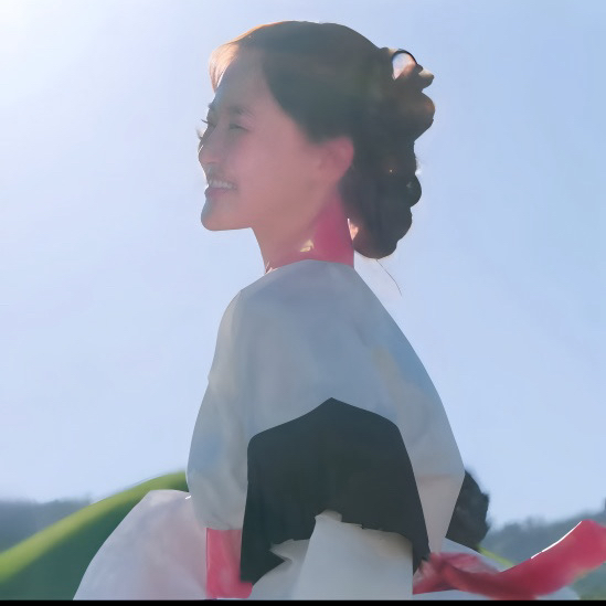 Behind-the-scenes cut of Kim Dahyun