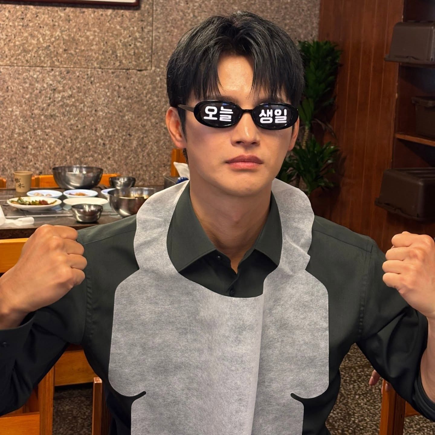 Behind-the-scenes cut of Seo Inguk