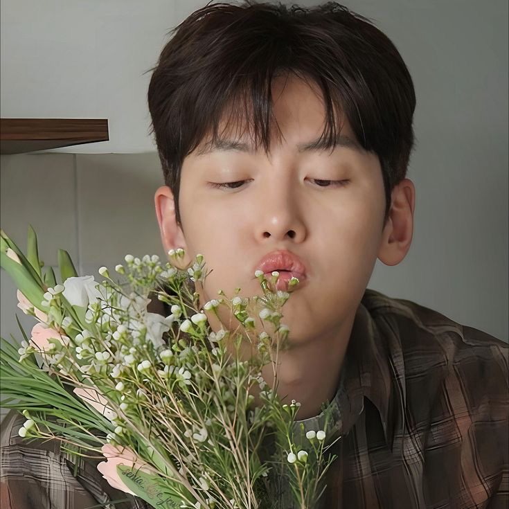 Behind-the-scenes cut of Ji Changwook