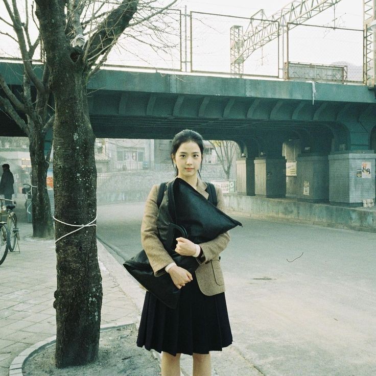 Recent activity shot of Jisoo (1995)